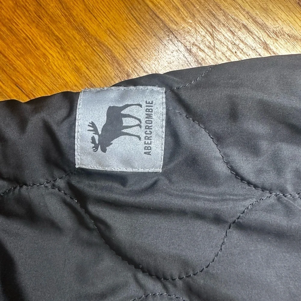 Abercrombie Kids Quilted Reversible Jacket - Black and Camouflage
